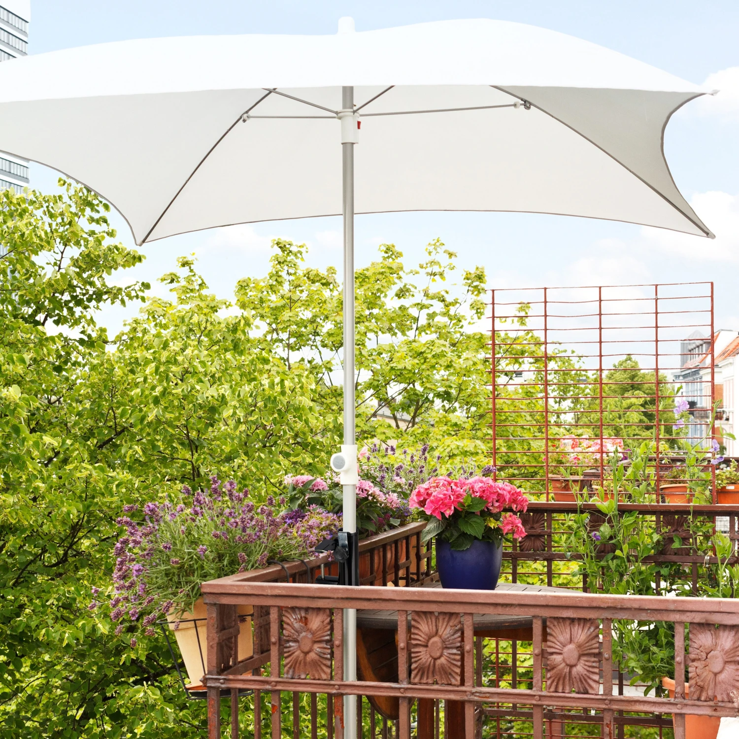 Relaxdays Sonnenschirmhalter Für Balkongeländer 5 Relaxdays Sonnenschirmhalter Für Balkongeländer – Bild 5