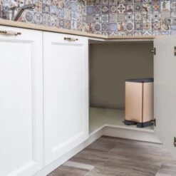 Relaxdays Kosmetikeimer Absenkautomatik Gold -OUTSUNNY Verkäufe 8600323900 100385600 prod 005