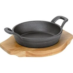 Neuetischkultur Pfanne Gusseisen, 2 Griffe Mit Holzbrett