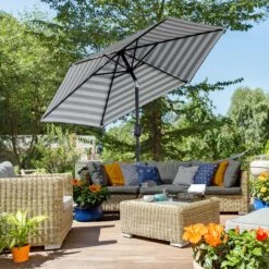 Outsunny Sonnenschirm Mit Verstellbarem Winkel 227 X 225 Cm (ØxH) | Gartenschirm Strandschirm Balkonschirm Knickbar -OUTSUNNY Verkäufe 8600336600 84D 117GN prod 005