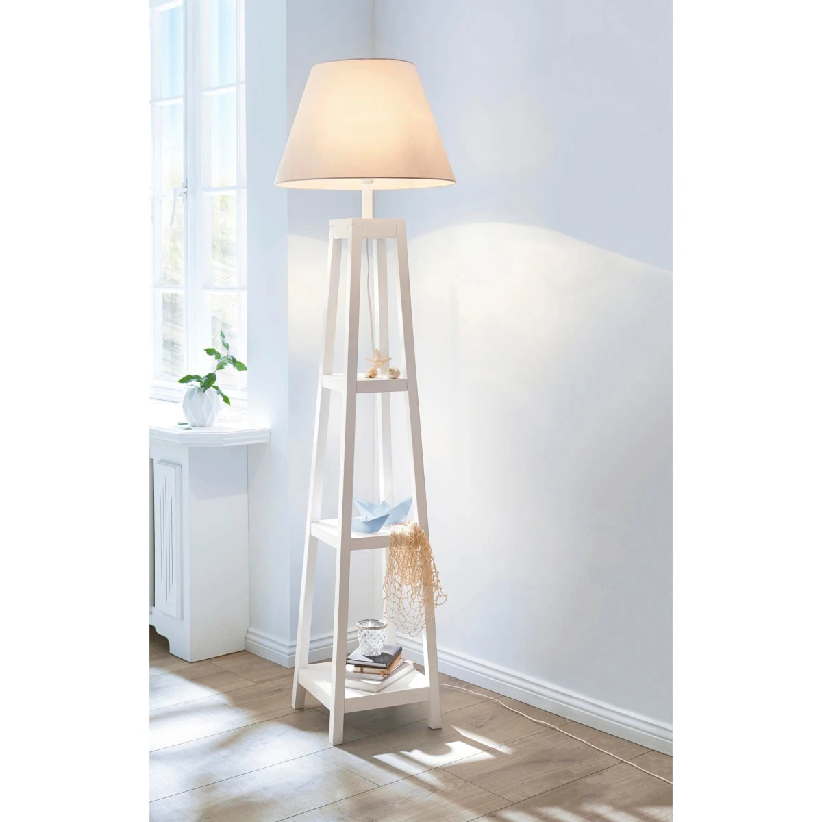 Stehleuchte Chap Weiß 1 Stehleuchte Chap Weiß