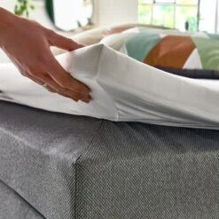 Boxspringbett 140x200cm Doppelbett Hotelbett Ehebett Federkernmatratze Topper 10 Boxspringbett 140x200cm Doppelbett Hotelbett Ehebett Federkernmatratze Topper -OUTSUNNY Verkäufe 8600343700 28821 prod 005