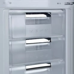 WOLKENSTEIN Retro-Kühl-Gefrierkombination WKG265RT LB, Hellblau, 250 Liter Nutzinhalt 10 WOLKENSTEIN Retro-Kühl-Gefrierkombination WKG265RT LB, Hellblau, 250 Liter Nutzinhalt -OUTSUNNY Verkäufe 8600368200 1834 2359 prod 005